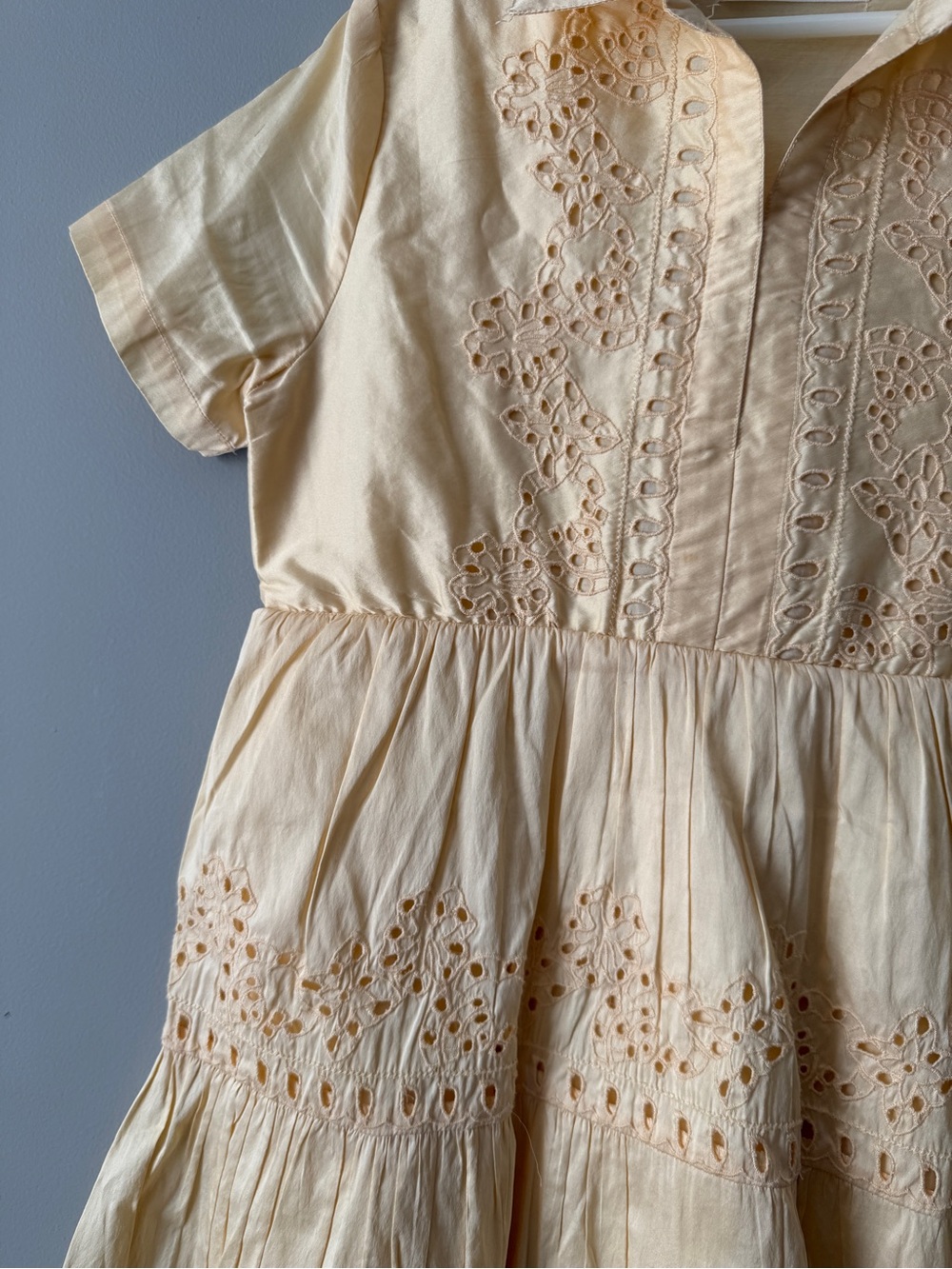 Zara Kids size 11-12 years Eyelet Cotton Dress - Pale Yellow - Picture 4 of 7